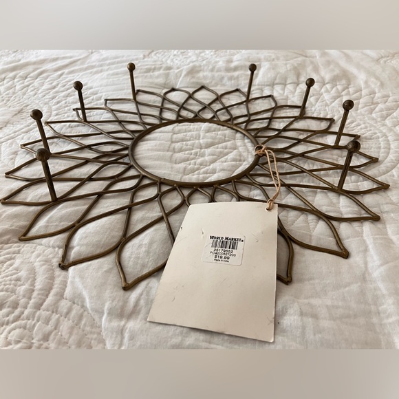 World Market Jewelry Stand - Picture 4 of 6